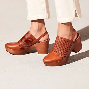 Free People Logan Clog